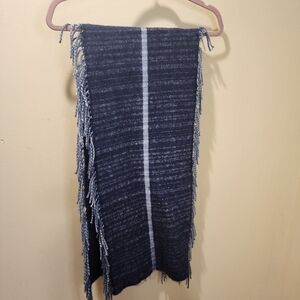 Echo wool blended Fringe scarf